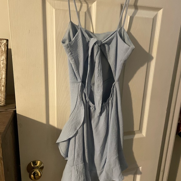 Baby blue adjustable spaghetti straps with open tie back size SMALL - Picture 3 of 5